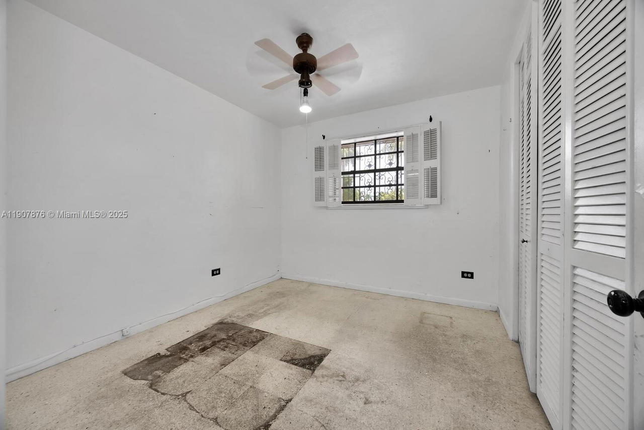 Real estate property located at 1331 102nd Ave, Miami-dade, Coral Pk Est Sec 6, Miami, FL