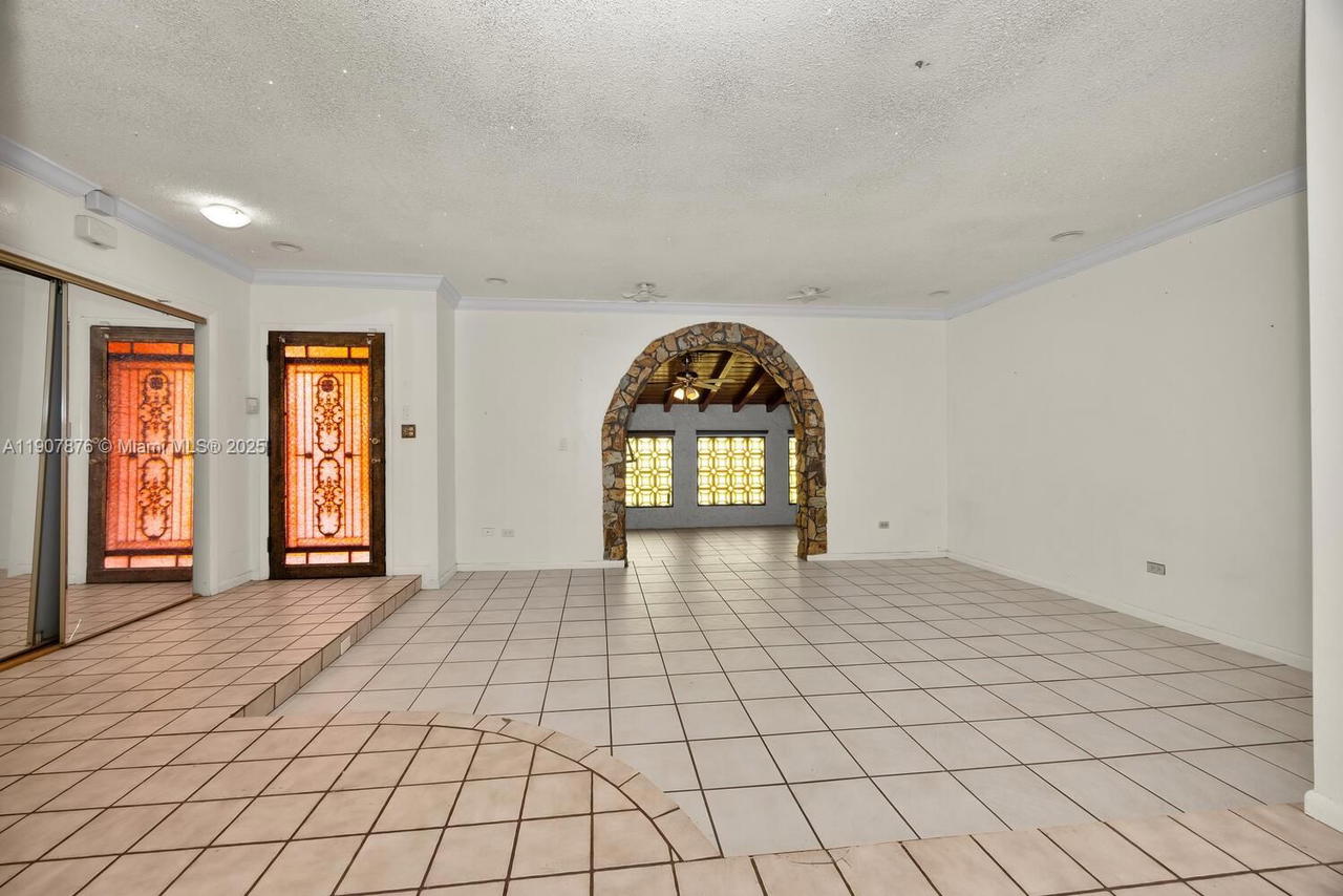 Real estate property located at 1331 102nd Ave, Miami-dade, Coral Pk Est Sec 6, Miami, FL
