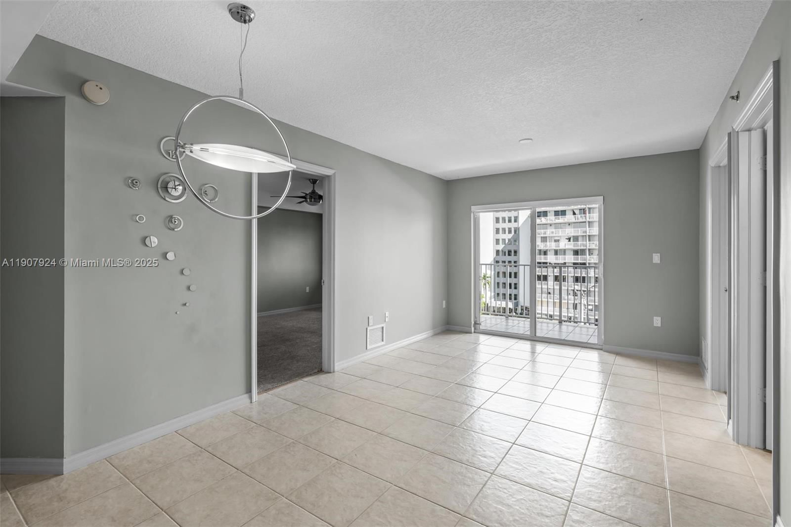 Real estate property located at 2475 16th St Rd #616, Miami-dade, River Run South Condo, Miami, FL