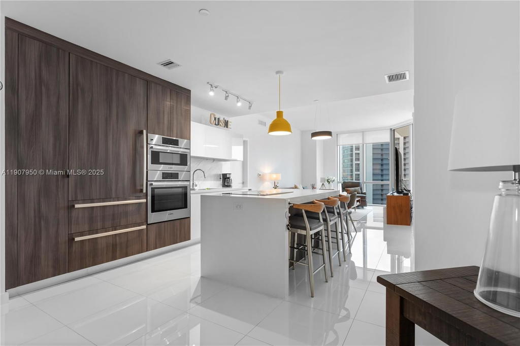 Real estate property located at 851 1st Ave #3907, Miami-dade, Paramount Miami Worldcent, Miami, FL