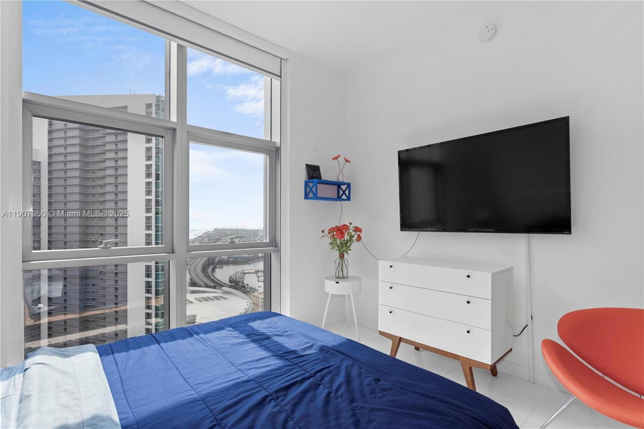 Real estate property located at 851 1st Ave #3907, Miami-dade, Paramount Miami Worldcent, Miami, FL