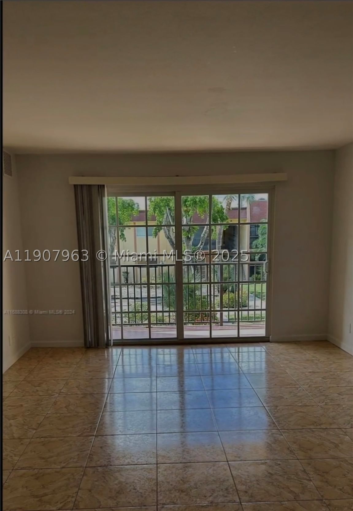 Real estate property located at 2952 55th Ave #2D, Broward, Stonebridge Gardens Secti, Lauderhill, FL