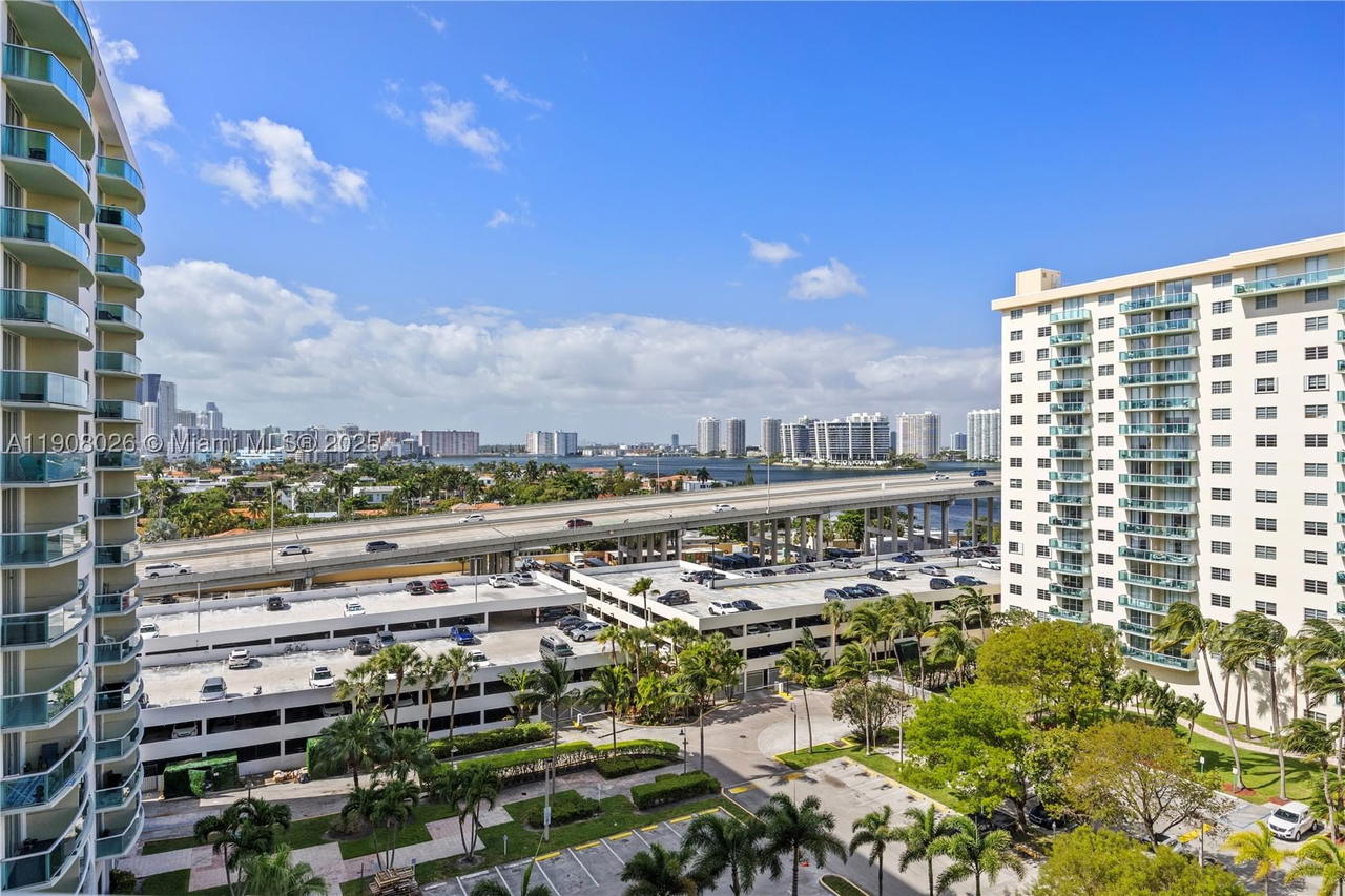 Real estate property located at 19380 Collins Ave #1017, Miami-dade, Oceanview Building B Cond, Sunny Isles Beach, FL