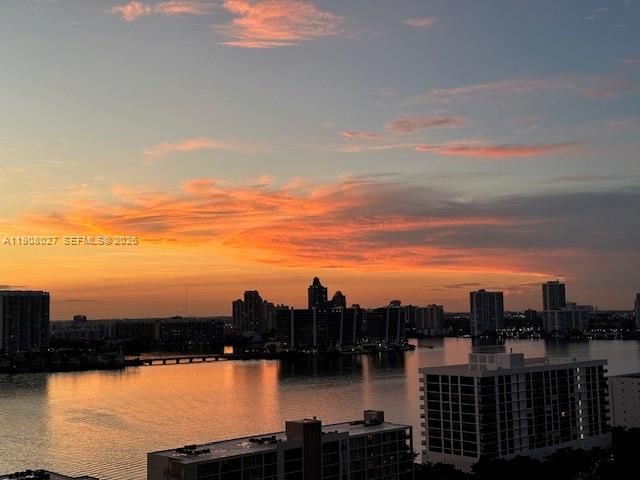 Real estate property located at 231 174th St #2202, Miami-dade, Winston Towers 400 Condo, Sunny Isles Beach, FL