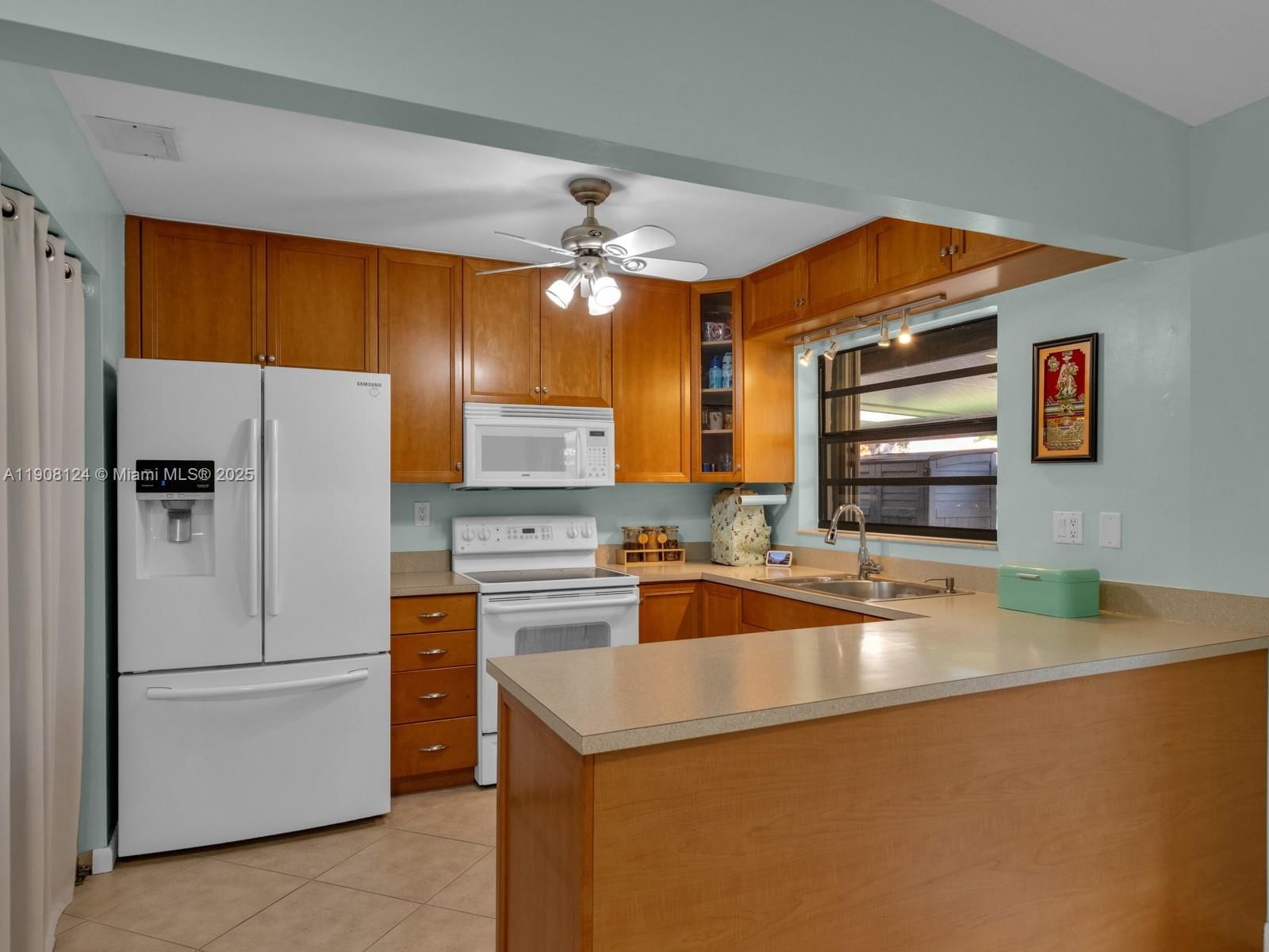 Real estate property located at 5912 112th Ter, Broward, Forest Lake, Cooper City, FL