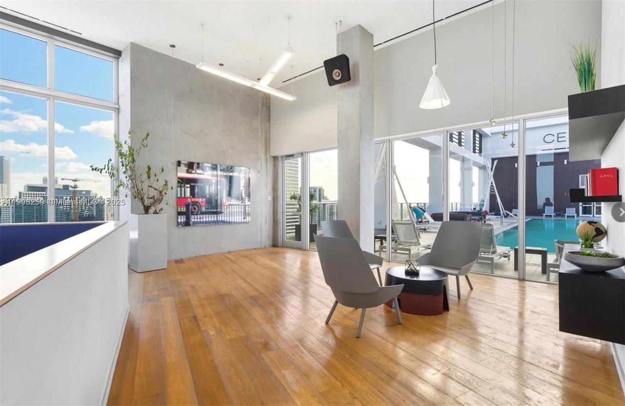 Real estate property located at 151 1st St #903, Miami-dade, Centro Condo, Miami, FL
