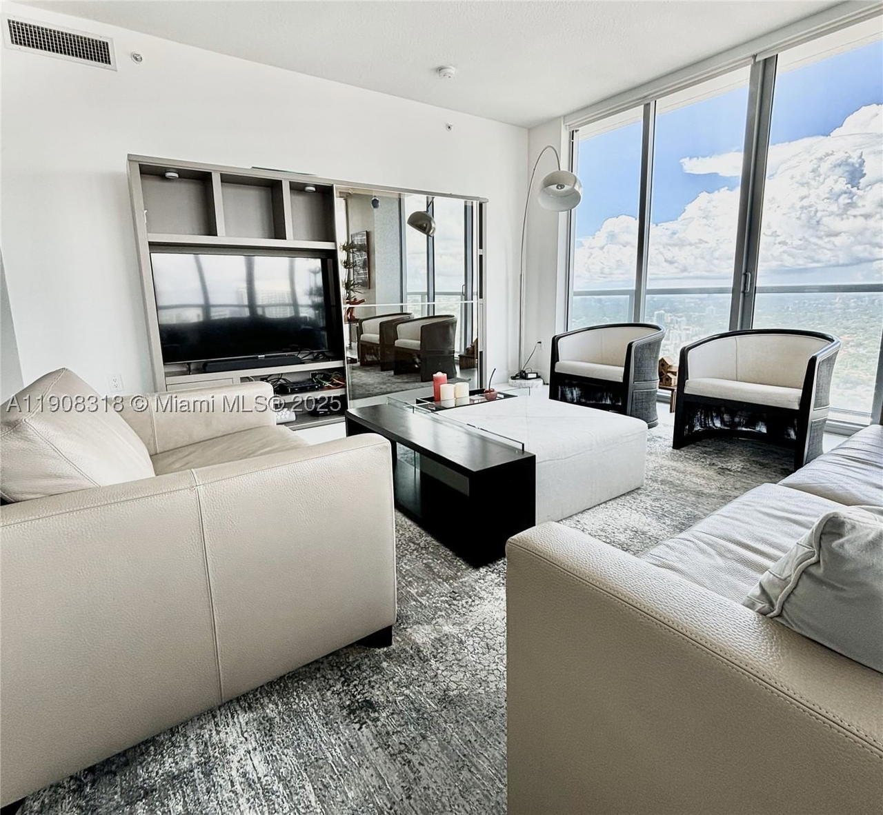Real estate property located at 79 12th St #4012-S, Miami-dade, Axis On Brickell Cond, Miami, FL