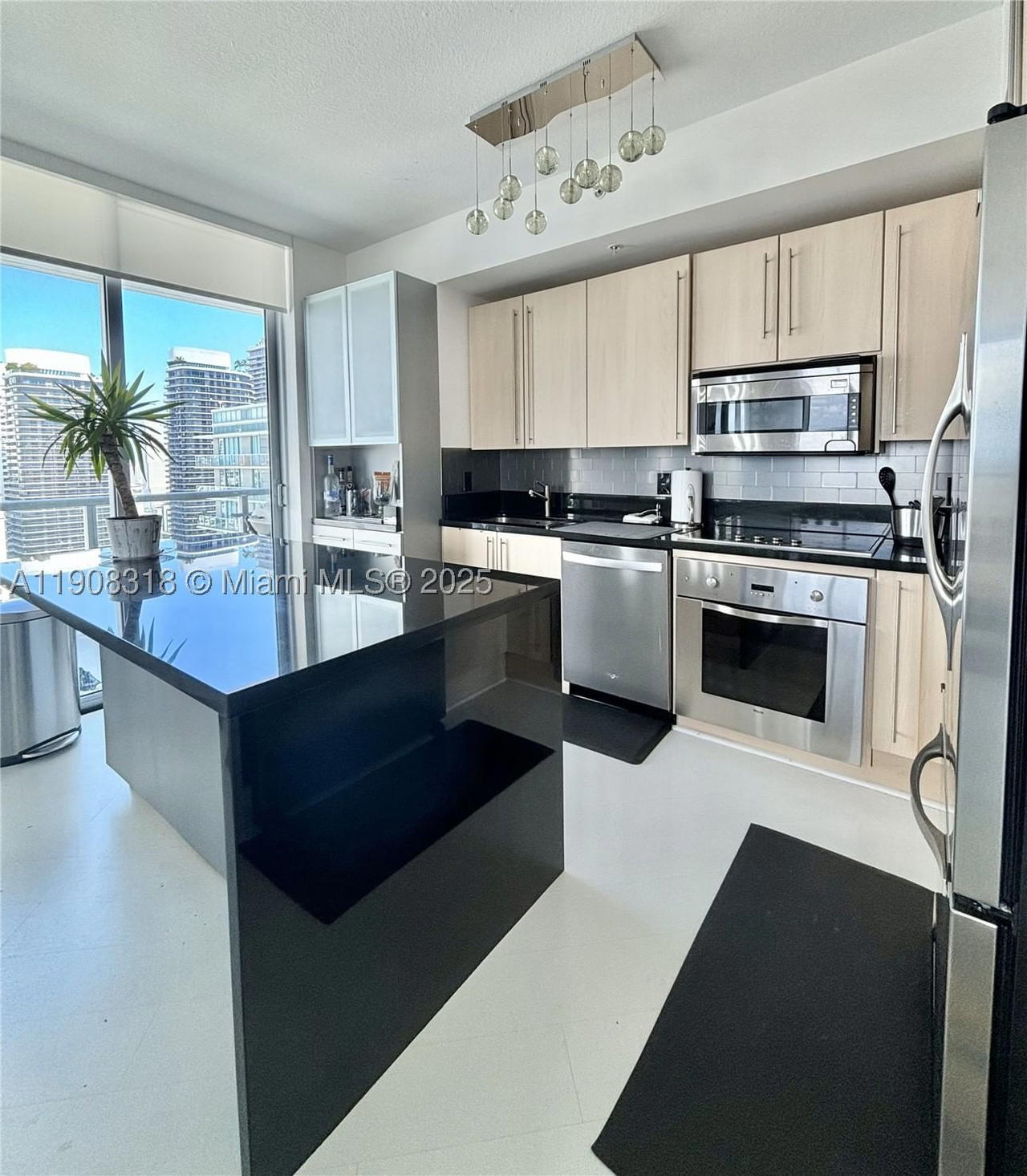 Real estate property located at 79 12th St #4012-S, Miami-dade, Axis On Brickell Cond, Miami, FL