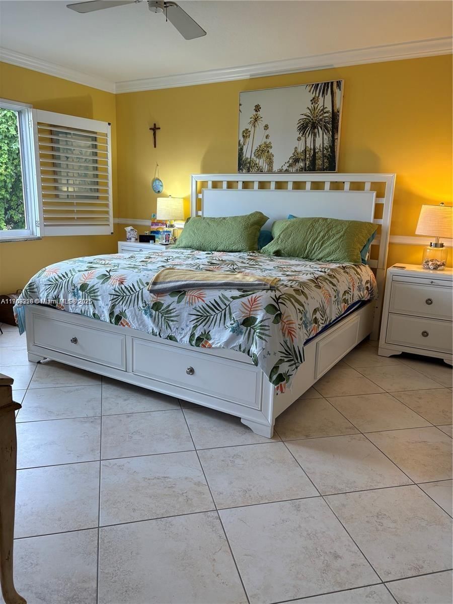 Real estate property located at 275 Palm Ave B201, Palm Beach, Jupiter Bay East Condo, Jupiter, FL