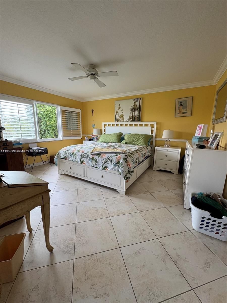 Real estate property located at 275 Palm Ave B201, Palm Beach, Jupiter Bay East Condo, Jupiter, FL