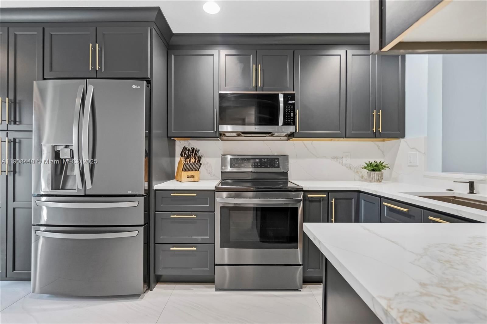 Real estate property located at 1524 Gabriel St, Broward, Sherbrooke, Hollywood, FL