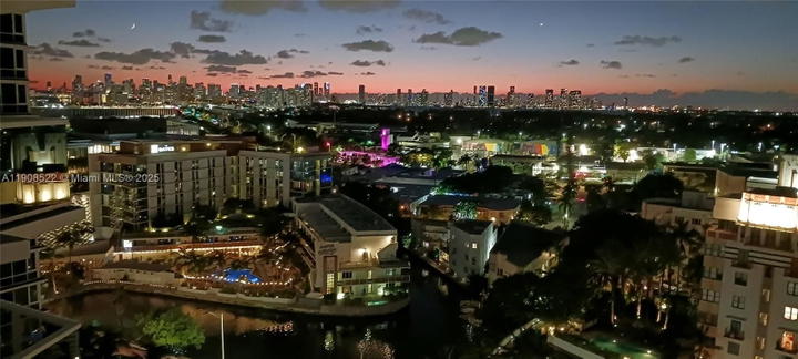Real estate property located at 2401 Collins Ave #1708, Miami-dade, The Riviera Condo, Miami Beach, FL