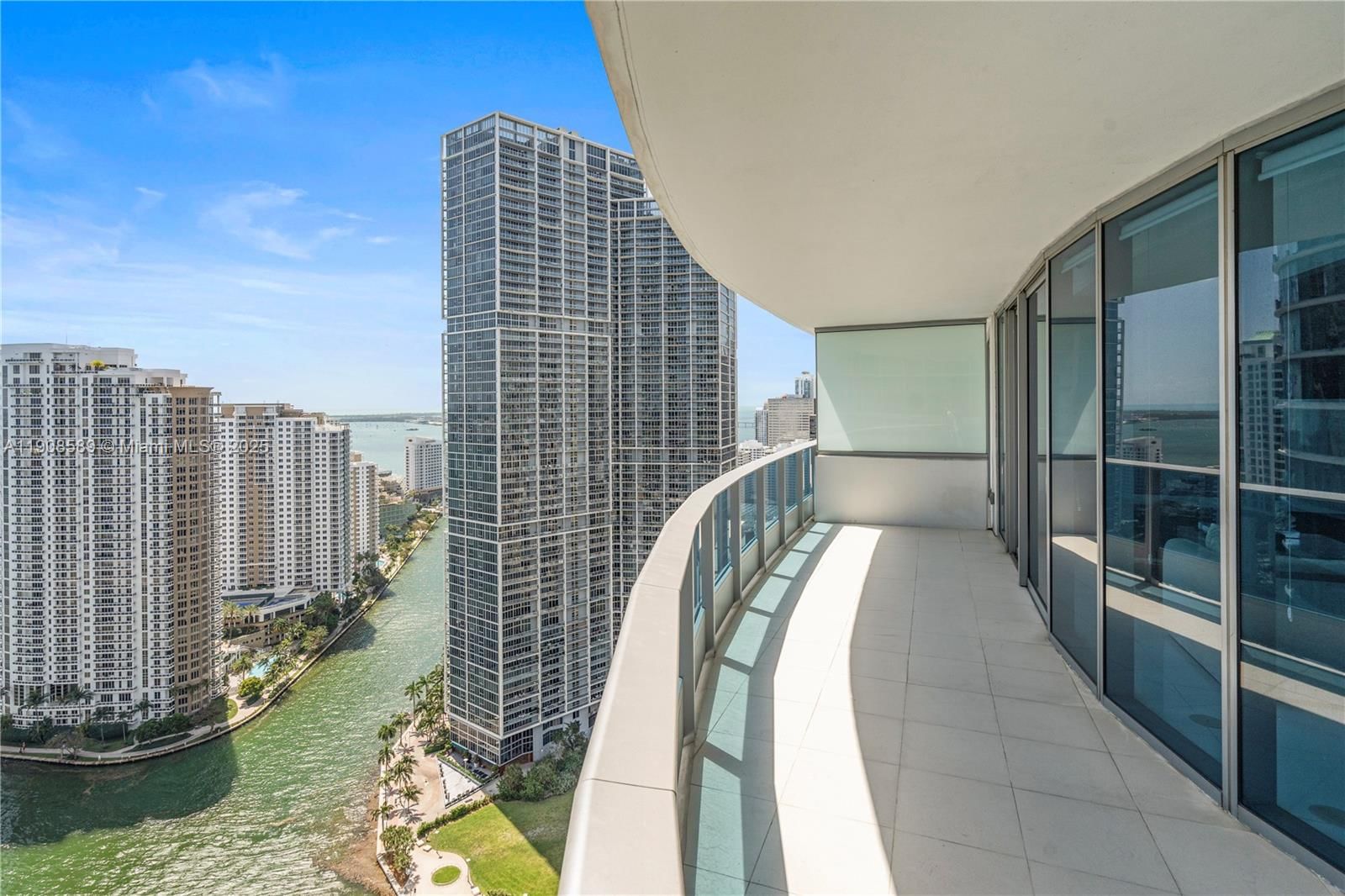 Real estate property located at , Miami-dade, Epic West Condo, Miami, FL