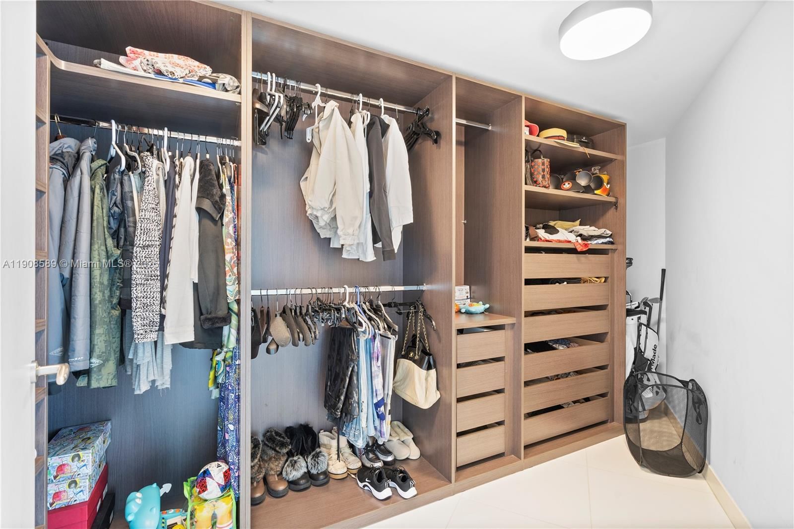 Real estate property located at , Miami-dade, Epic West Condo, Miami, FL