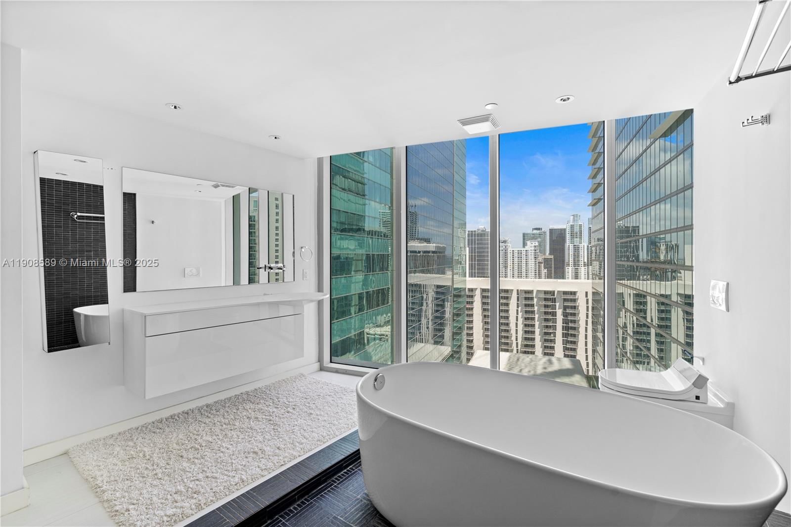 Real estate property located at , Miami-dade, Epic West Condo, Miami, FL