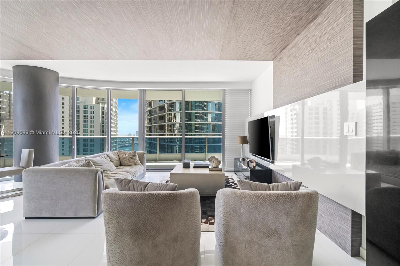 Real estate property located at , Miami-dade, Epic West Condo, Miami, FL