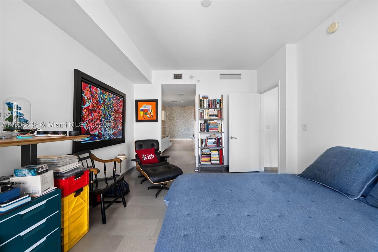 Real estate property located at 68 6th St #2505, Miami-dade, Reach Condo, Miami, FL