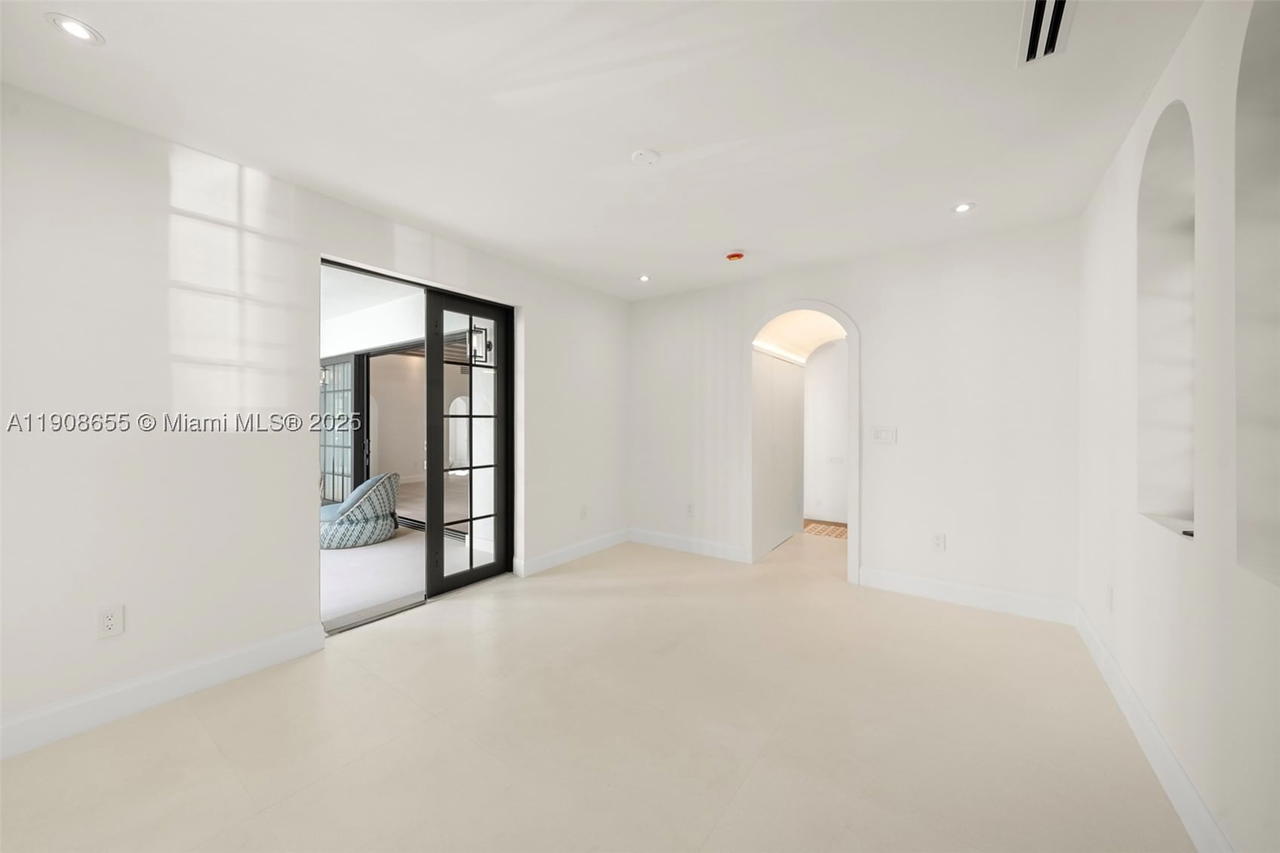 Real estate property located at 601 56th St, Miami-dade, Bayshore Unit 3, Miami, FL