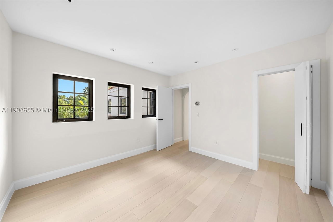 Real estate property located at 601 56th St, Miami-dade, Bayshore Unit 3, Miami, FL