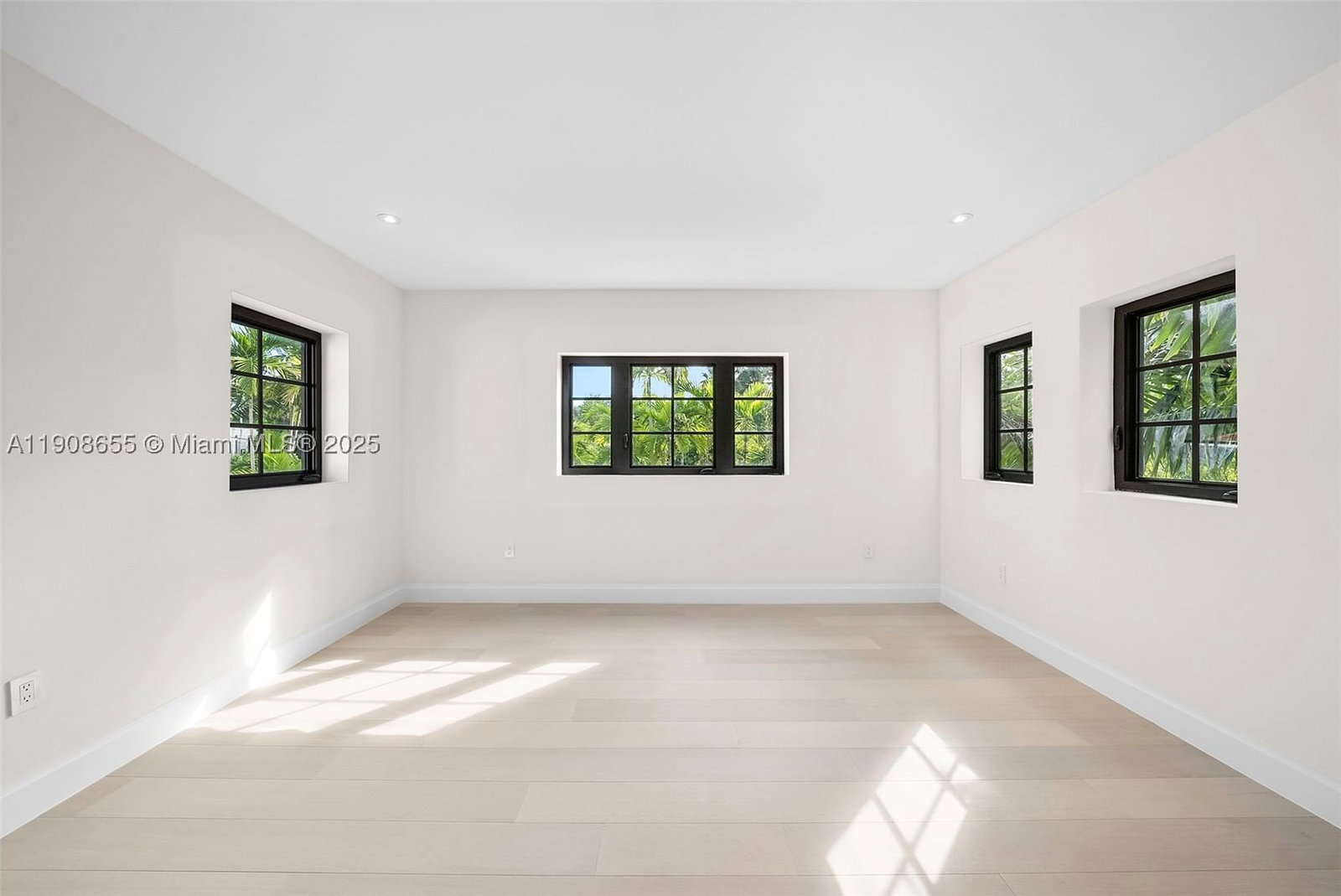 Real estate property located at 601 56th St, Miami-dade, Bayshore Unit 3, Miami, FL