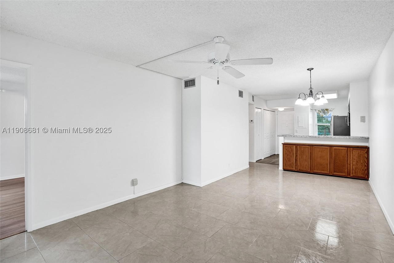 Real estate property located at 2220 Cypress Bend Dr #310, Broward, Cypress Bend Condominium, Pompano Beach, FL
