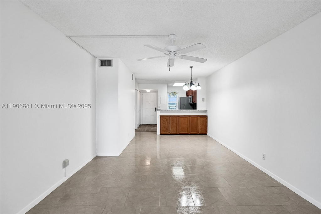Real estate property located at 2220 Cypress Bend Dr #310, Broward, Cypress Bend Condominium, Pompano Beach, FL