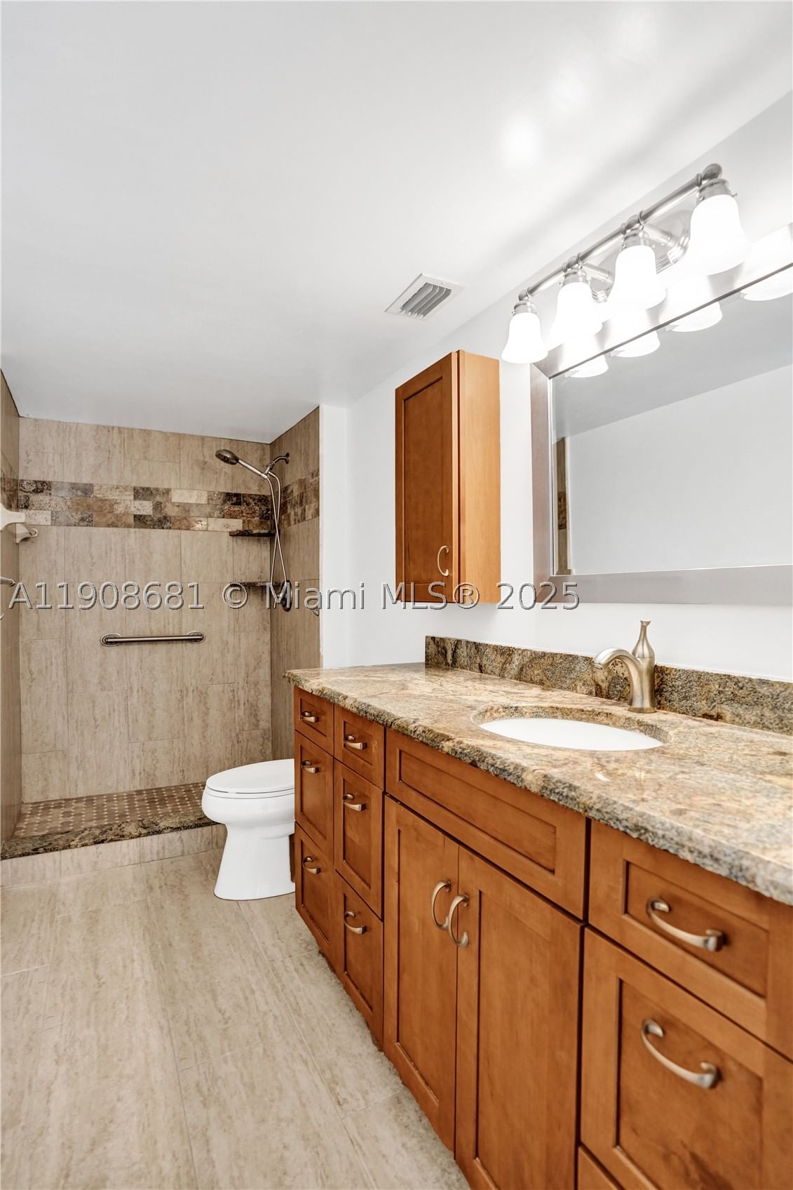 Real estate property located at 2220 Cypress Bend Dr #310, Broward, Cypress Bend Condominium, Pompano Beach, FL