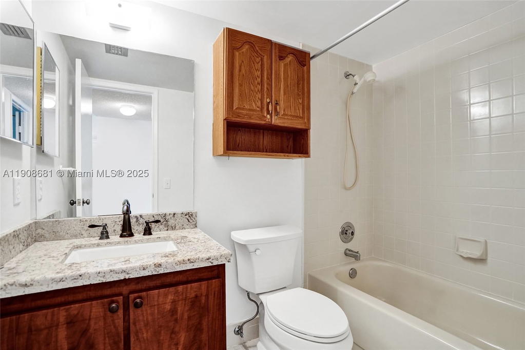 Real estate property located at 2220 Cypress Bend Dr #310, Broward, Cypress Bend Condominium, Pompano Beach, FL