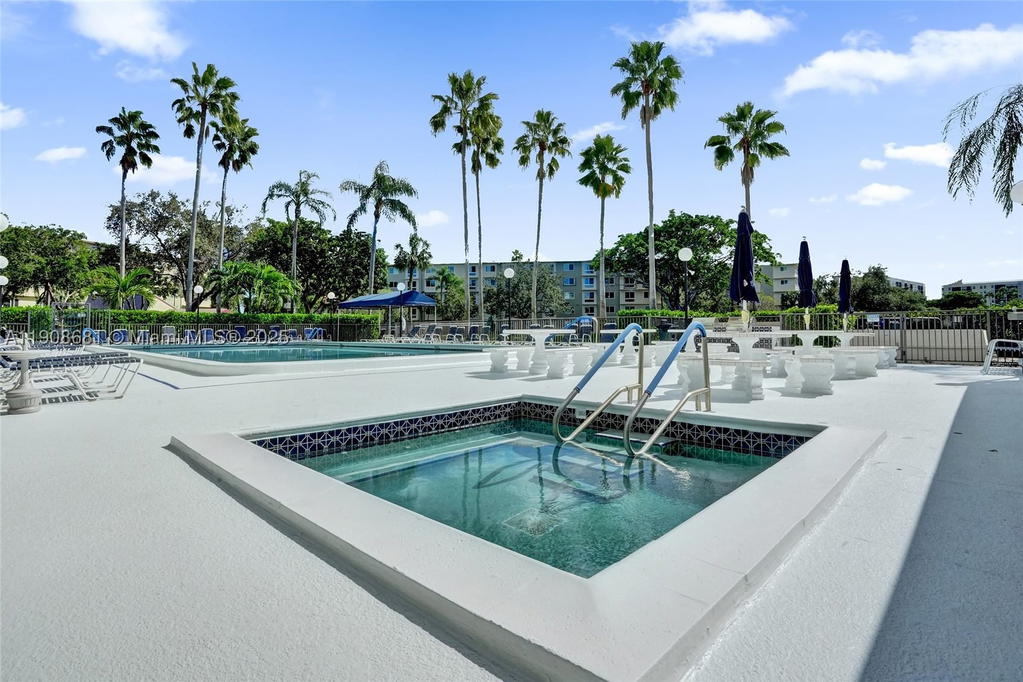 Real estate property located at 2220 Cypress Bend Dr #310, Broward, Cypress Bend Condominium, Pompano Beach, FL