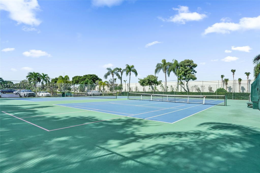 Real estate property located at 2220 Cypress Bend Dr #310, Broward, Cypress Bend Condominium, Pompano Beach, FL