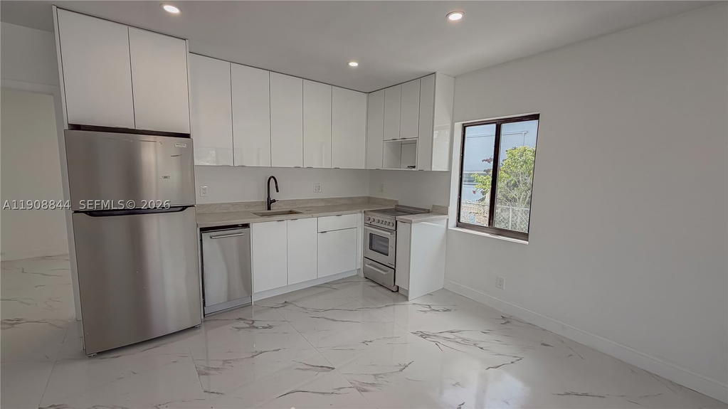 Real estate property located at 2462 Johnson St, Broward, Hollywood Little Ranches, Hollywood, FL
