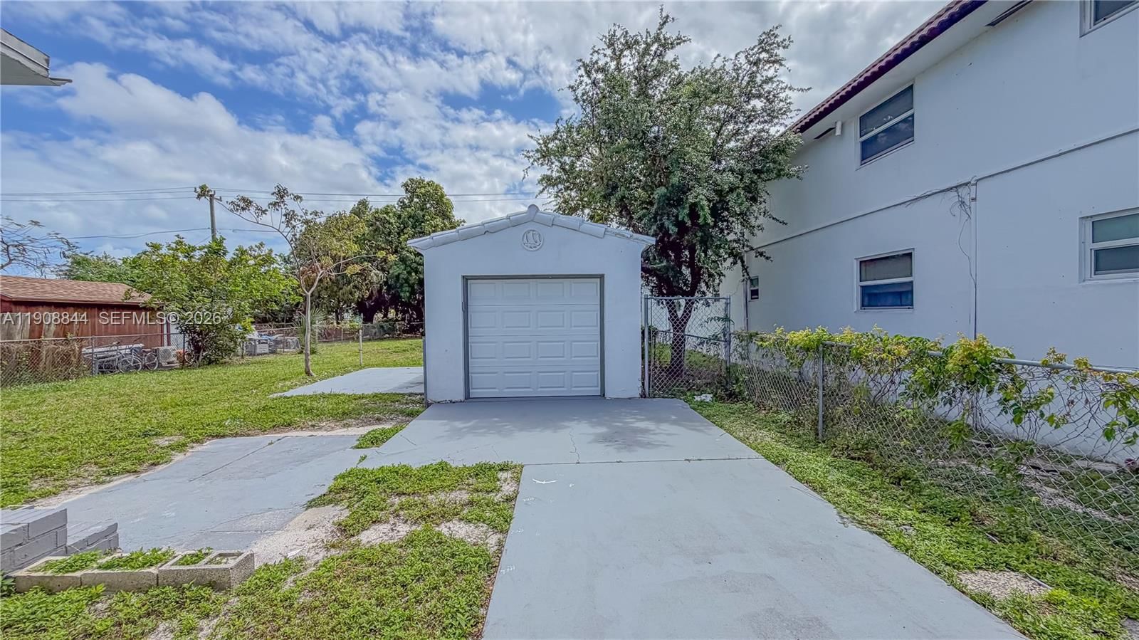 Real estate property located at 2462 Johnson St, Broward, Hollywood Little Ranches, Hollywood, FL