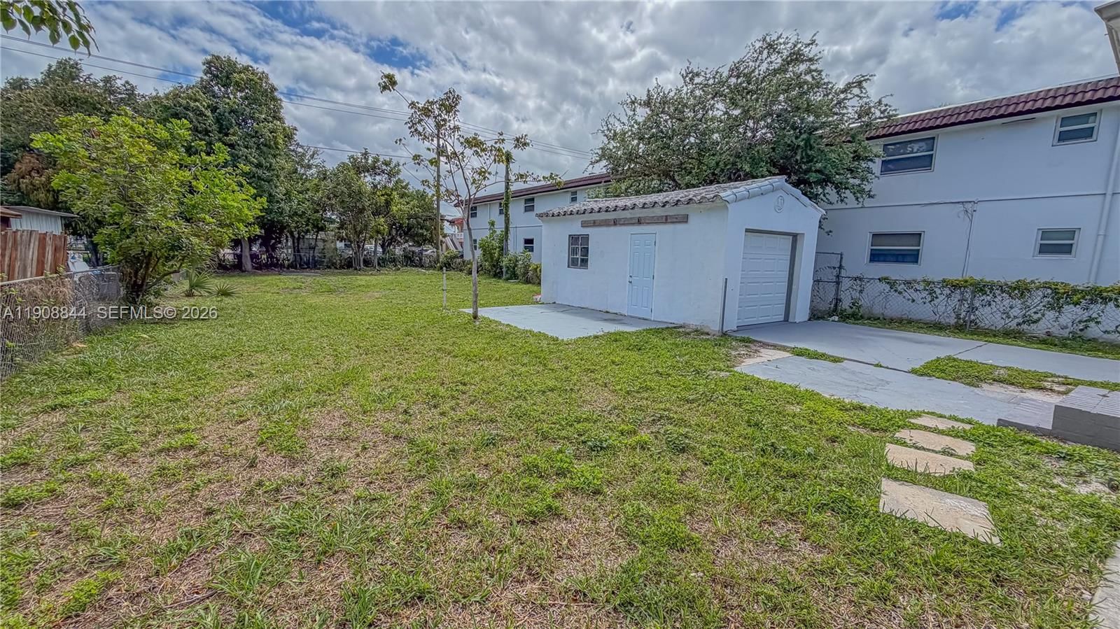 Real estate property located at 2462 Johnson St, Broward, Hollywood Little Ranches, Hollywood, FL