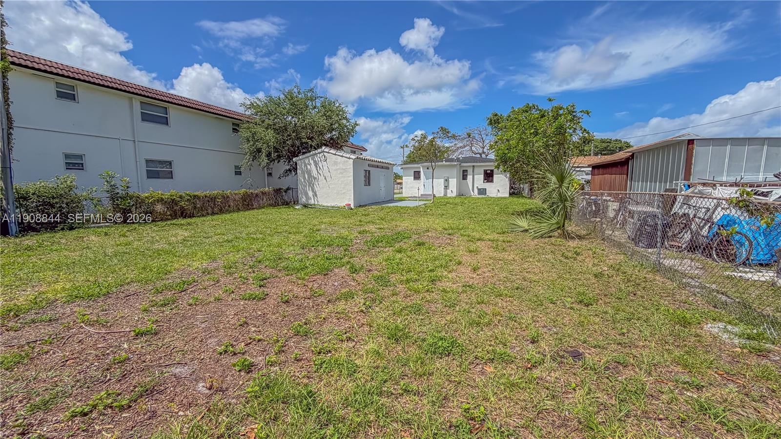 Real estate property located at 2462 Johnson St, Broward, Hollywood Little Ranches, Hollywood, FL