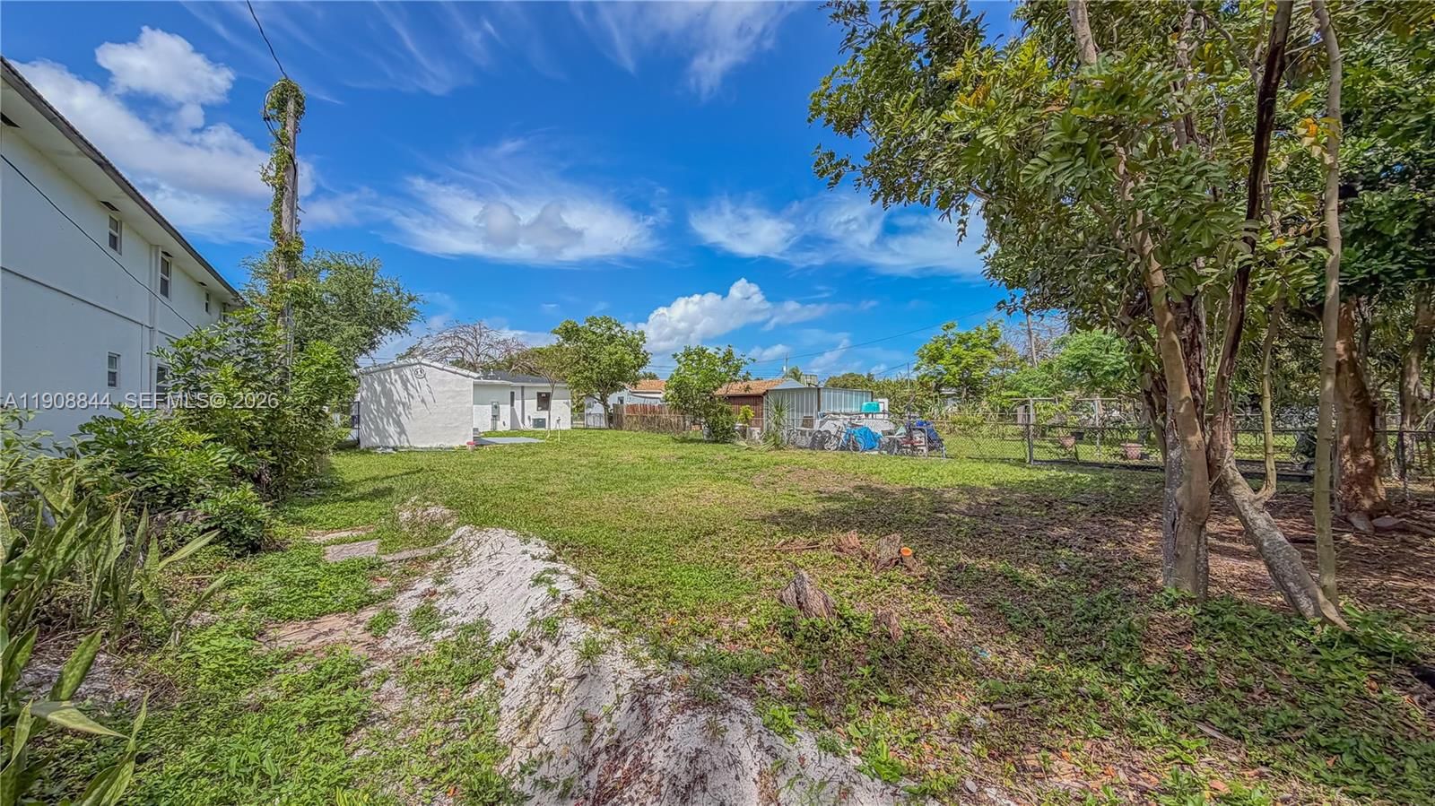 Real estate property located at 2462 Johnson St, Broward, Hollywood Little Ranches, Hollywood, FL