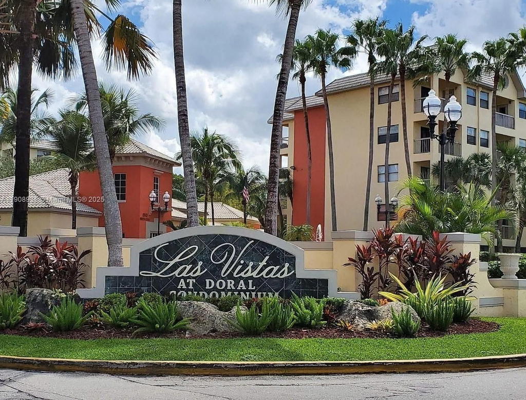 Real estate property located at 8290 Lake Dr #514, Miami-dade, Las Vistas At Doral Condo, Doral, FL