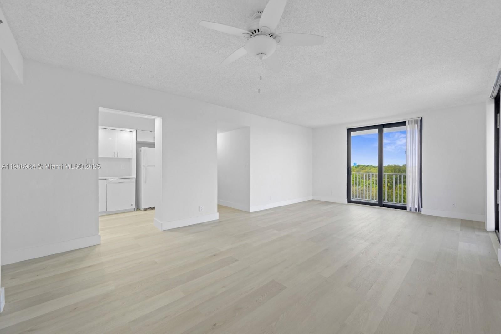 Real estate property located at , Broward, Hillcrest East No 19 Cond, Hollywood, FL