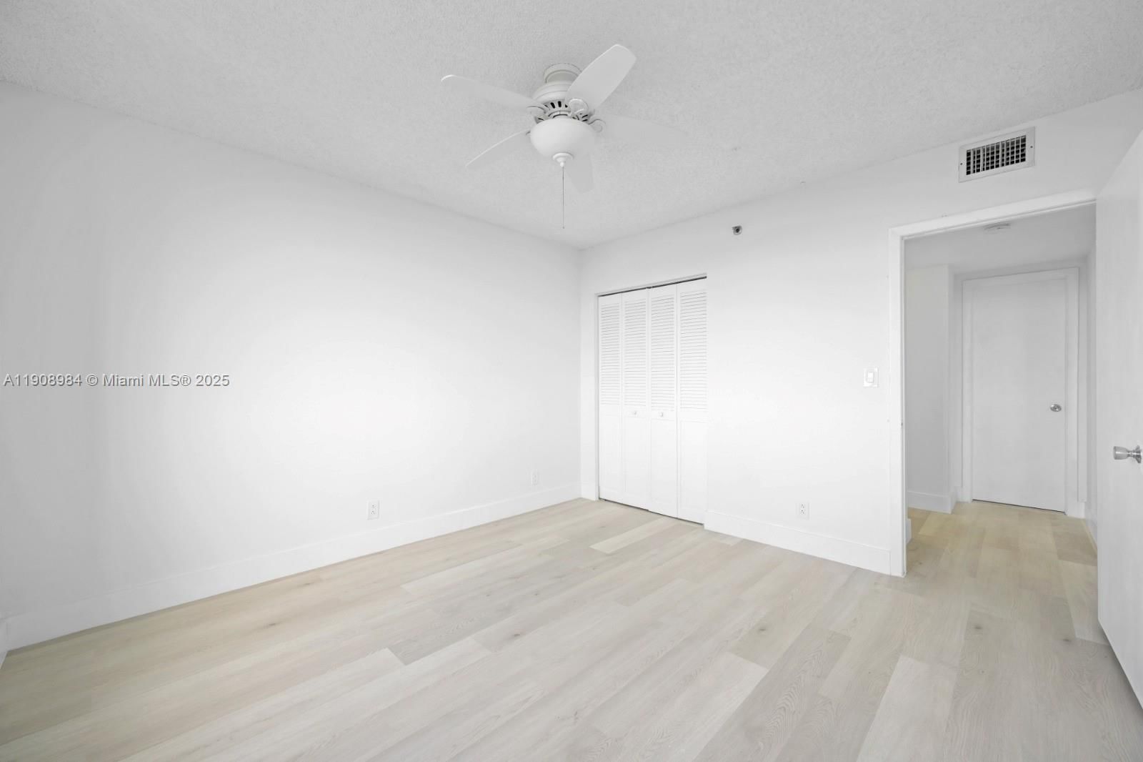Real estate property located at , Broward, Hillcrest East No 19 Cond, Hollywood, FL