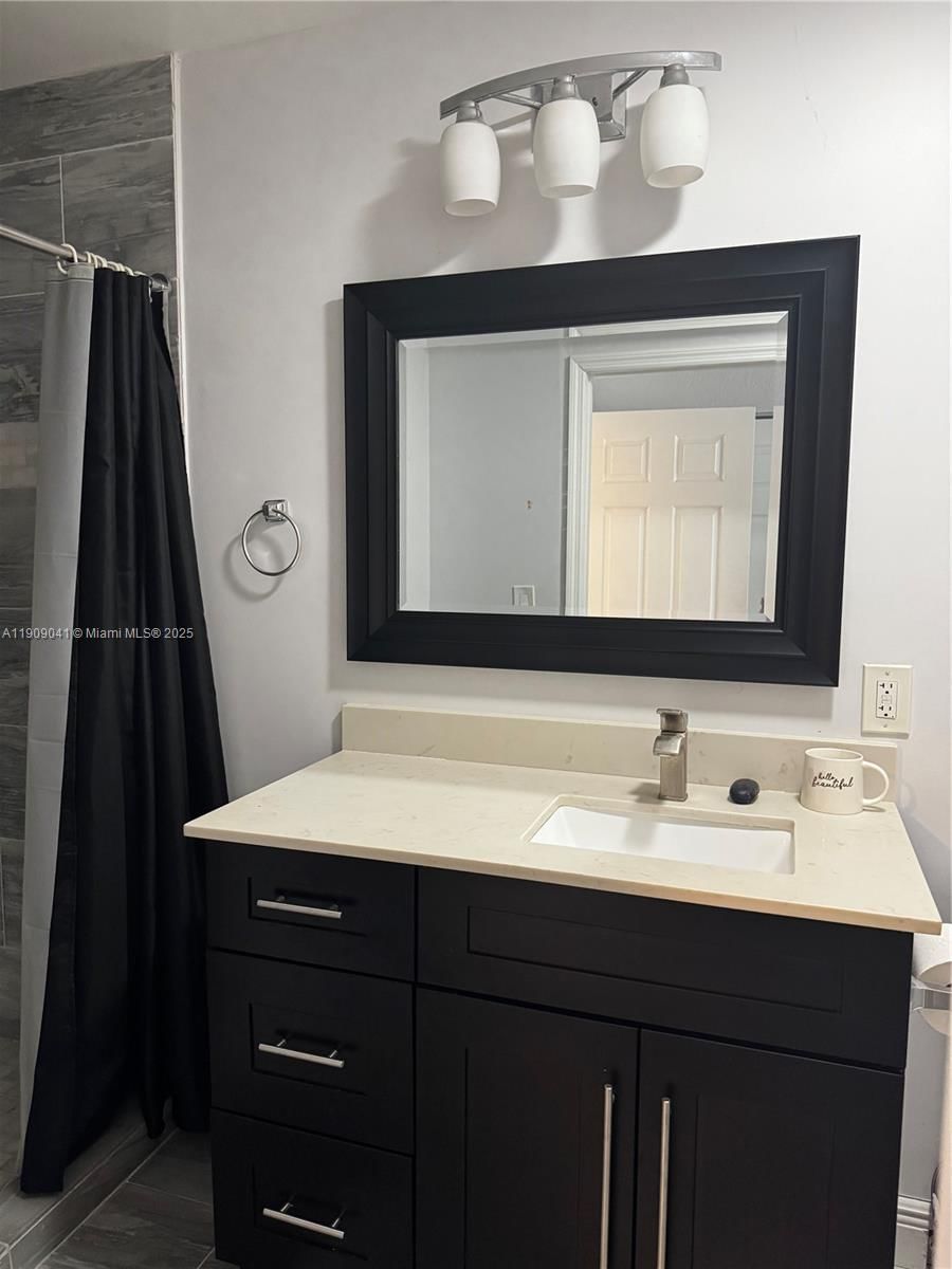 Real estate property located at 9500 3rd St #239, Palm Beach, Village Green Of Boca Rat, Boca Raton, FL