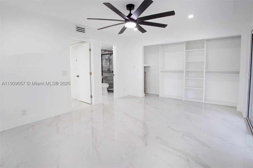 Real estate property located at 13250 7th Ct #204L, Broward, Kingsley At Century Villa, Pembroke Pines, FL