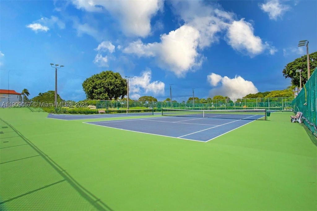 Real estate property located at 13250 7th Ct #204L, Broward, Kingsley At Century Villa, Pembroke Pines, FL