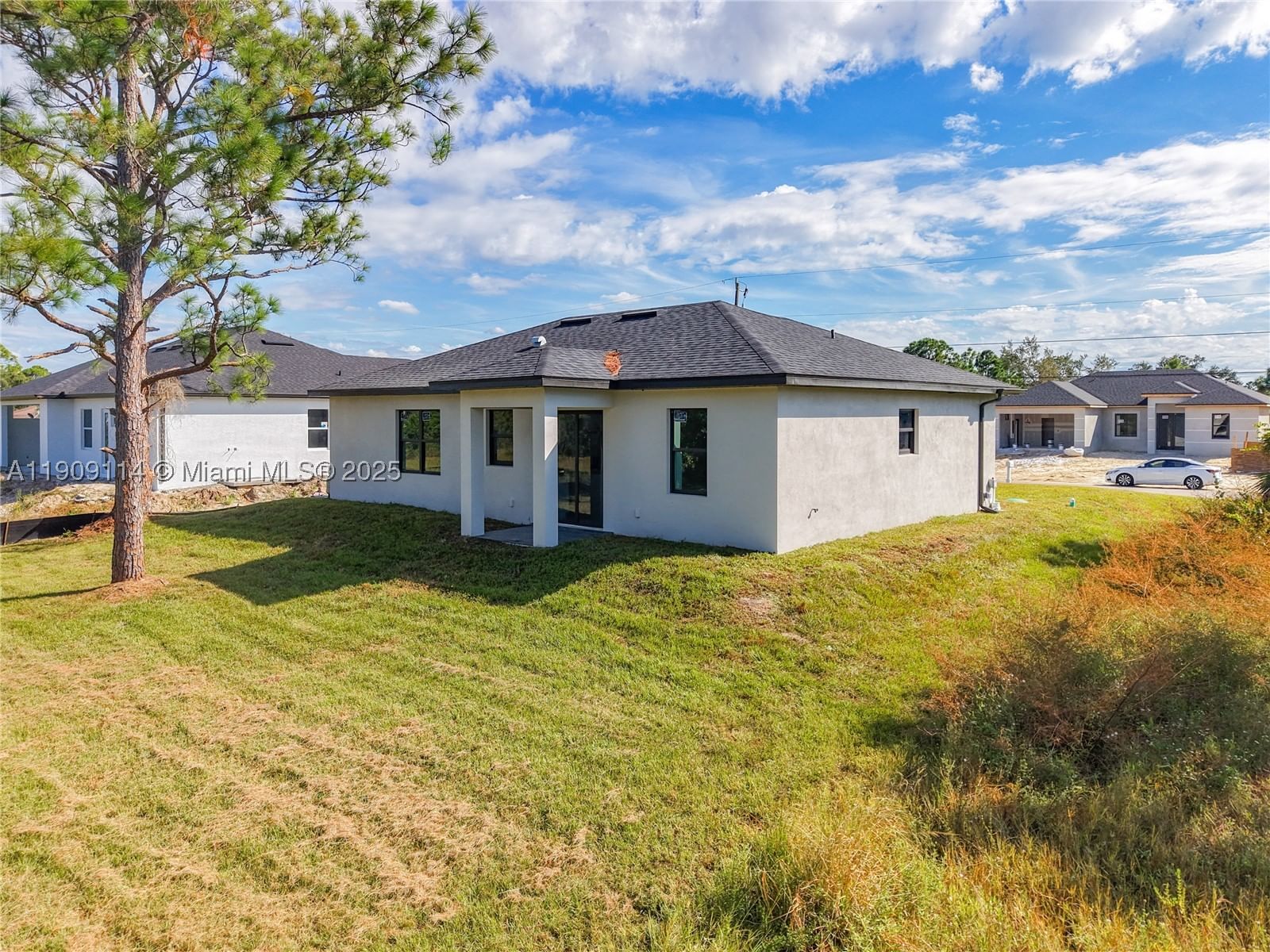 Real estate property located at 3814 9th St SW, Lee, -, Lehigh Acres, FL