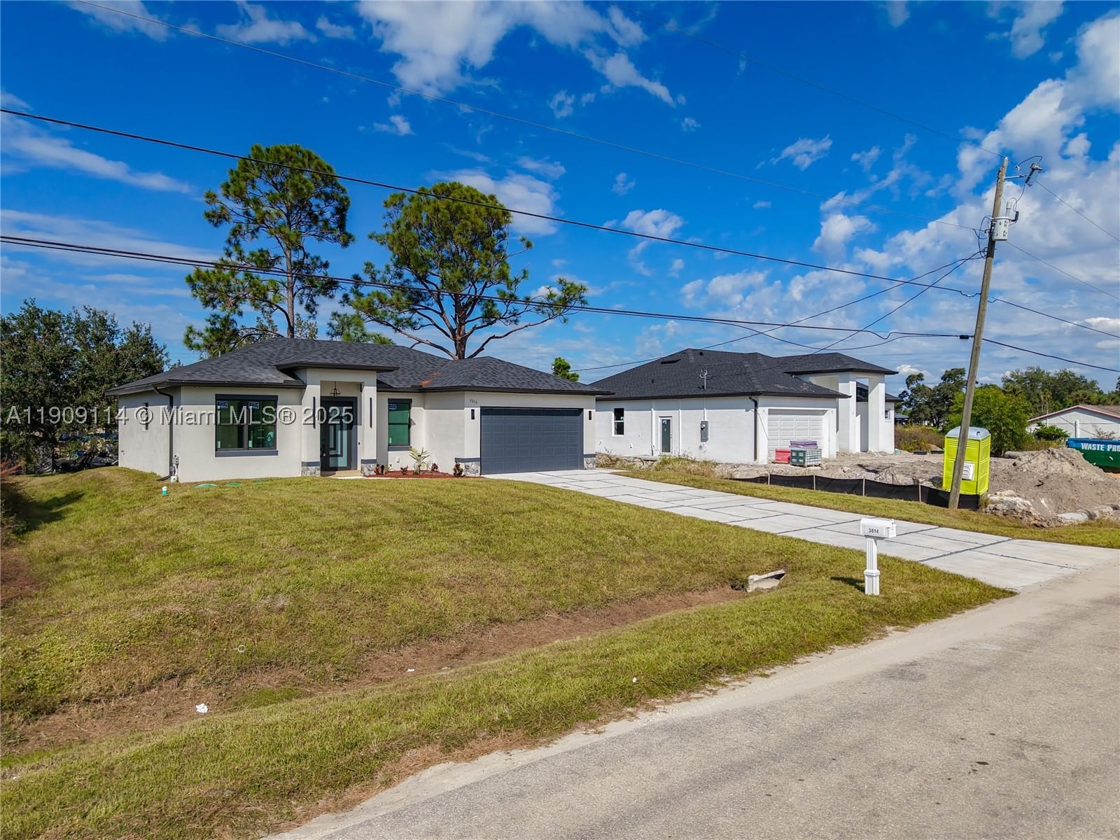 Real estate property located at 3814 9th St SW, Lee, -, Lehigh Acres, FL