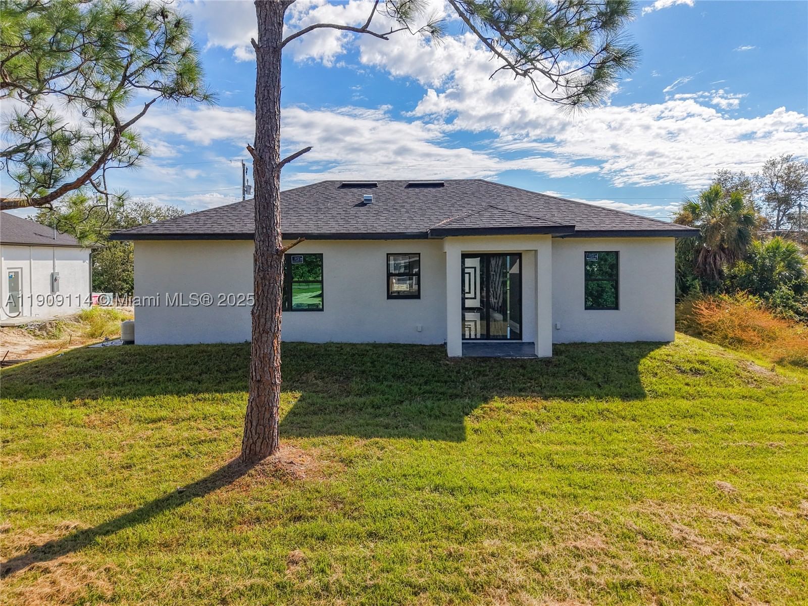 Real estate property located at 3814 9th St SW, Lee, -, Lehigh Acres, FL