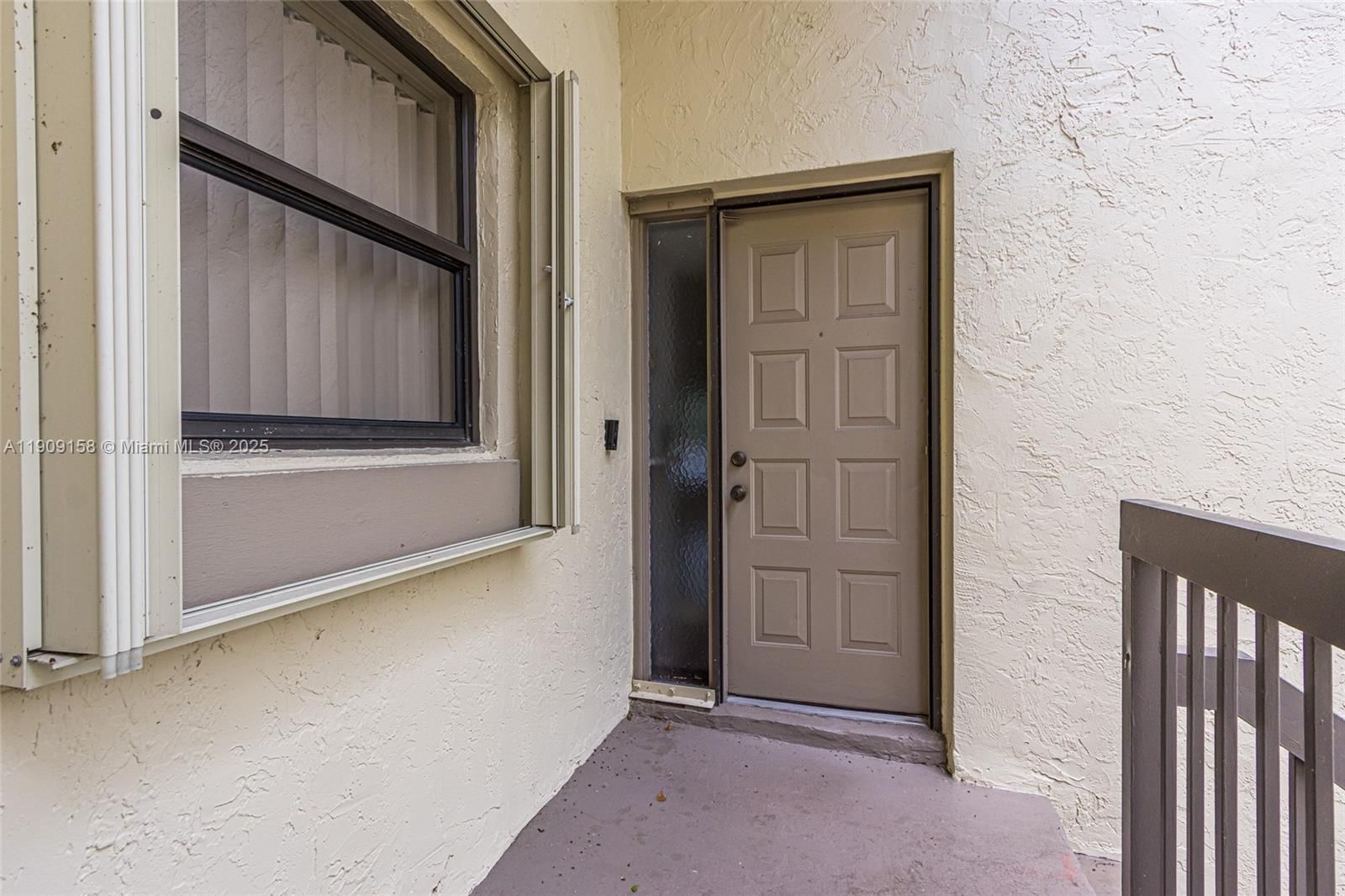 Real estate property located at 2880 Carambola Cir S #2071, Broward, Applewood Village Iv-e Co, Coconut Creek, FL