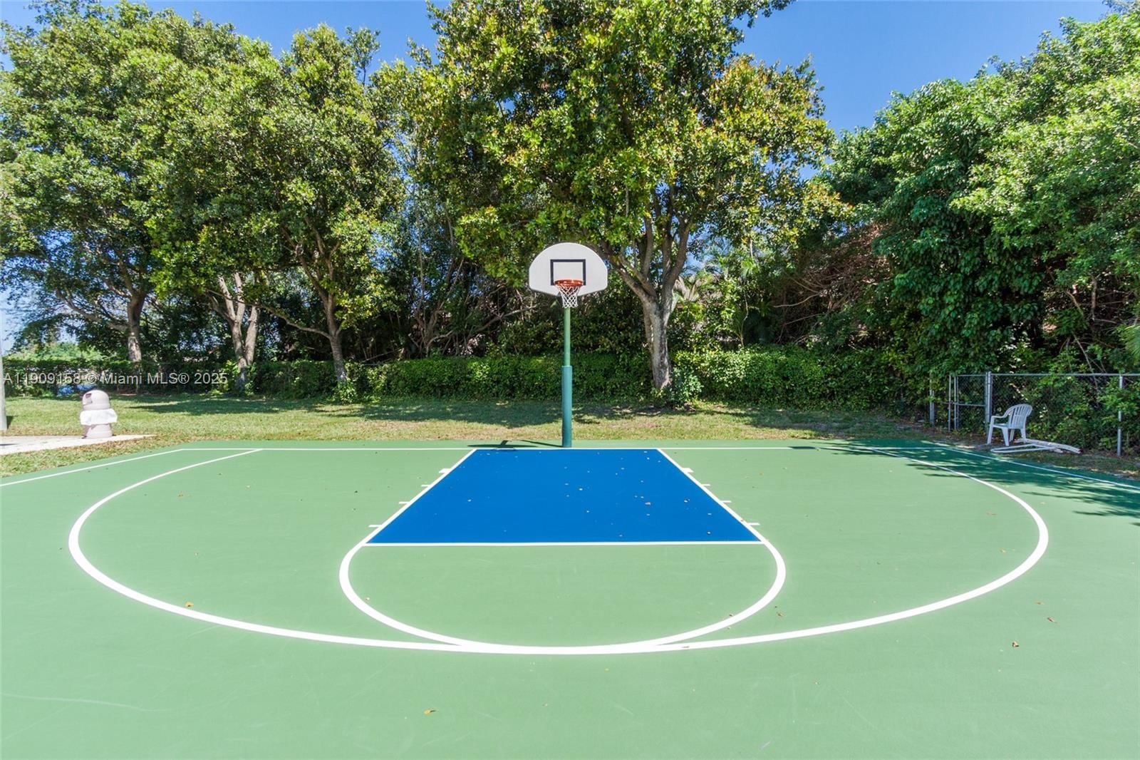 Real estate property located at 2880 Carambola Cir S #2071, Broward, Applewood Village Iv-e Co, Coconut Creek, FL