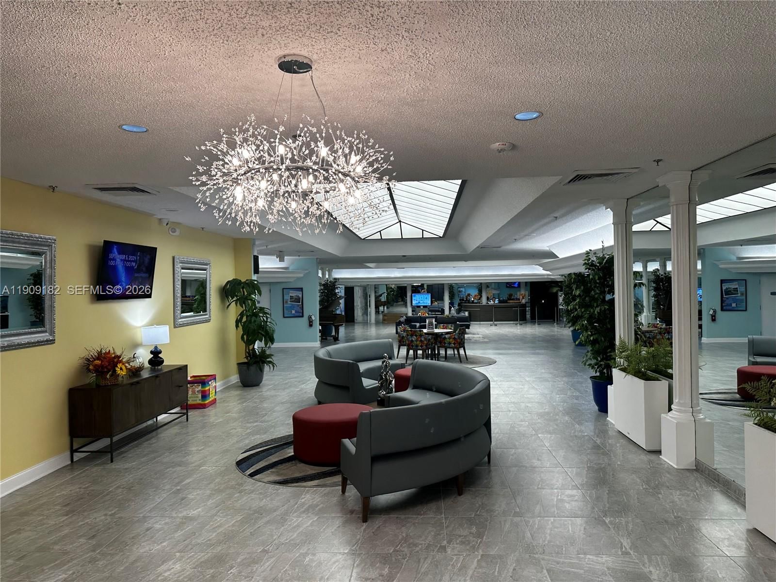 Real estate property located at 2560 103rd Ave #402, Broward, Sunrise Lakes 193 Condo, Sunrise, FL