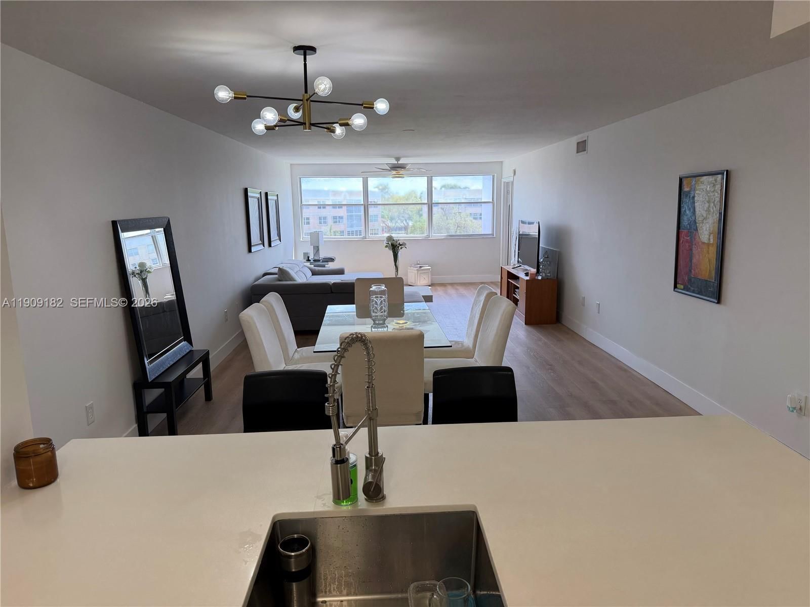 Real estate property located at 2560 103rd Ave #402, Broward, Sunrise Lakes 193 Condo, Sunrise, FL