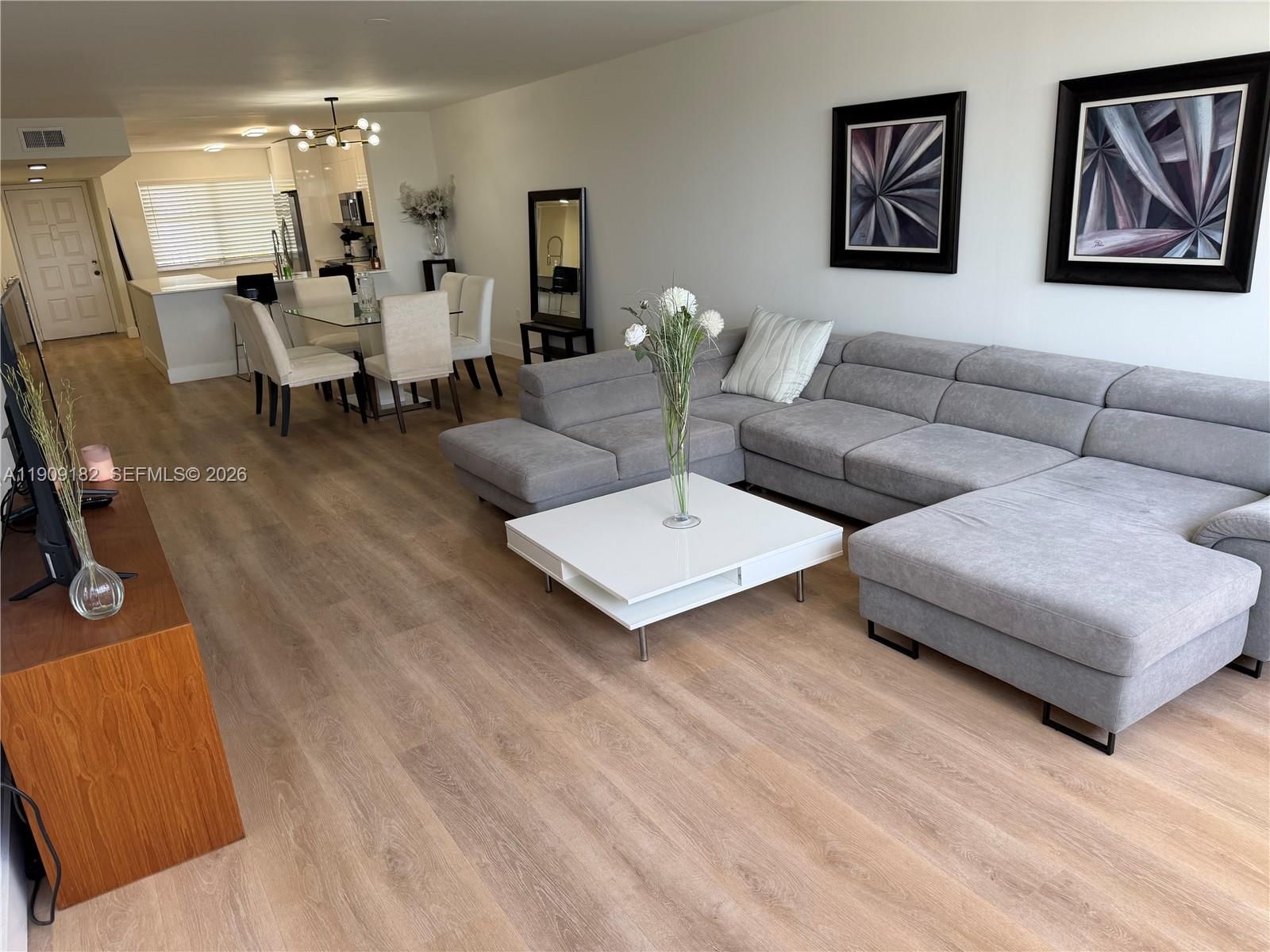 Real estate property located at 2560 103rd Ave #402, Broward, Sunrise Lakes 193 Condo, Sunrise, FL