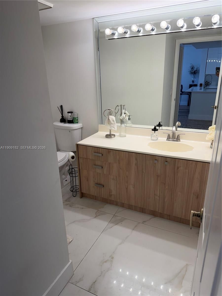 Real estate property located at 2560 103rd Ave #402, Broward, Sunrise Lakes 193 Condo, Sunrise, FL